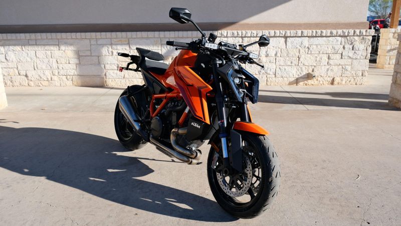 NEW 2026 KTM 1390 SUPER DUKE R EVO Image 1