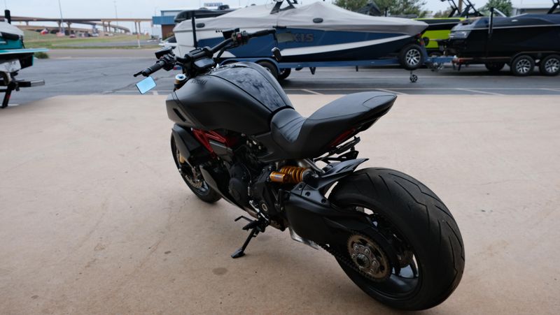 USED 2021 DUCATI XDIAVEL S Image 5