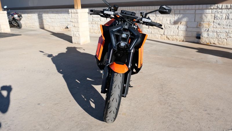 NEW 2026 KTM 1390 SUPER DUKE R EVO Image 8