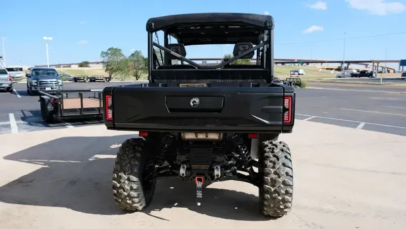 NEW 2026 CAN-AM DEFENDER MAX XT HD11 WITH 1025 INCH TOUCHSCREEN Image 10