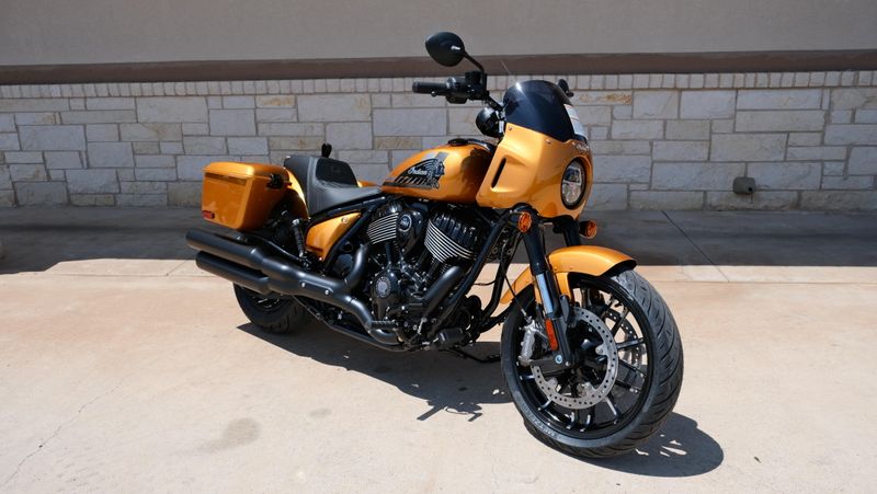 NEW 2026 INDIAN MOTORCYCLE SPORT CHIEF RT Image 1
