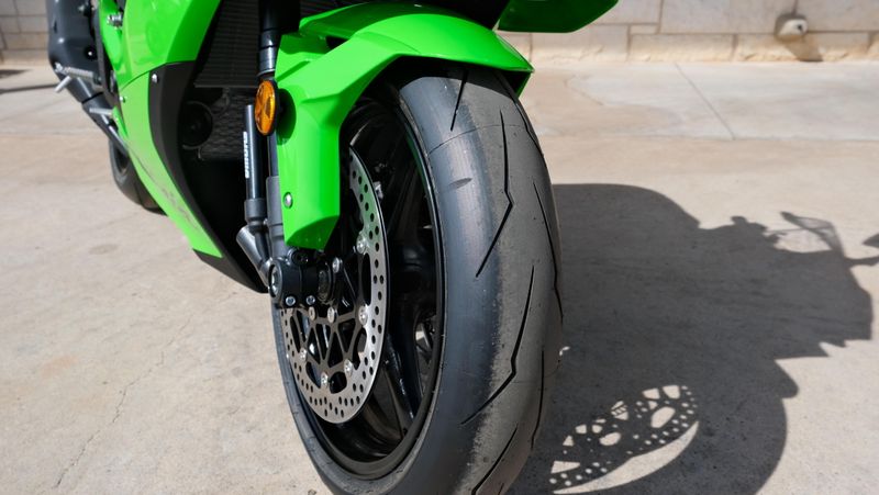 NEW 2026 KAWASAKI NINJA ZX10RR ABS Image 11