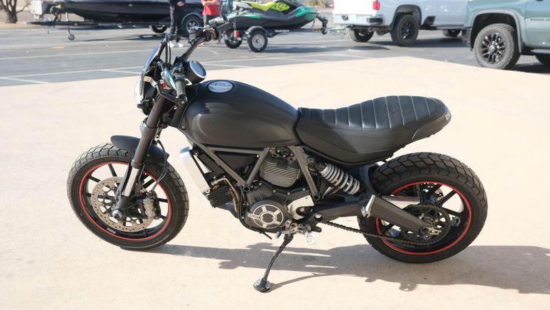 USED 2016 DUCATI SCRAMBLER FLAT TRACK PRO Image 6