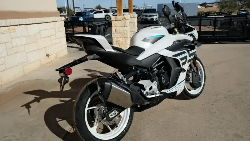 NEW 2026 CFMOTO 450SS Image 6