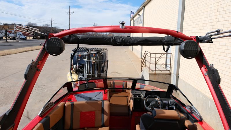 NEW 2026 MALIBU 23 LSV Image 31