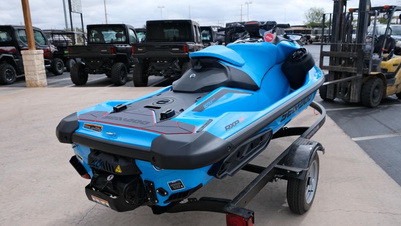 NEW 2026 SEADOO RXP-X 325 WITH SOUND SYSTEM Image 3