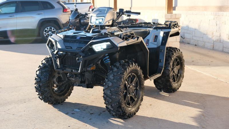 2023 Polaris SPORTSMAN XP 1000 RIDE COMMAND EDITION  SILVER QUARTZ METALLICImage 6