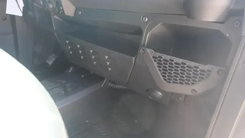 New 2026 Polaris RANGER CREW XP 1000 NORTHSTAR EDITION PREMIUM STEALTH GRAY Image 5