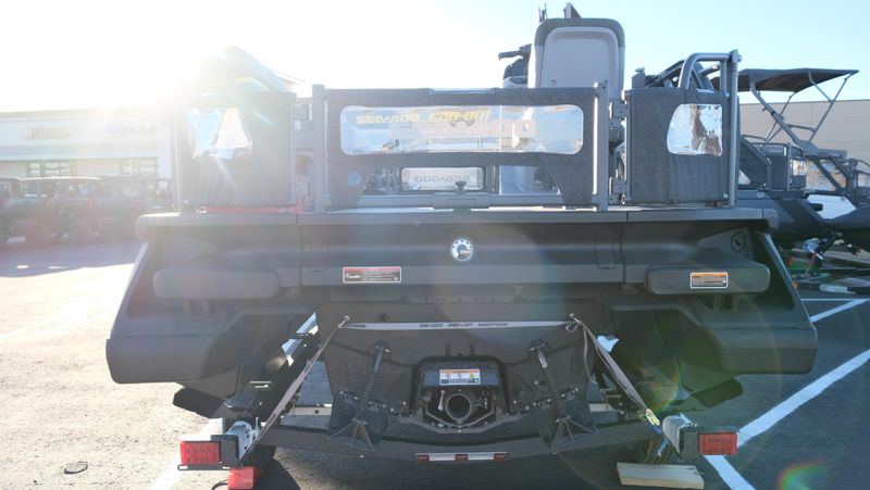 NEW 2026 SEADOO SWITCH FISH COMPACT 170HP WITH PAINTED TRAILER6 Image 5