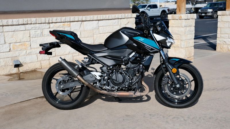 USED 2023 KAWASAKI Z400 ABS Image 2