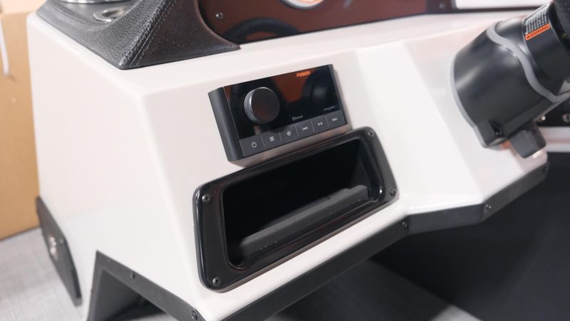 NEW 2026 CREST CONQUEST 230 SLC Image 17