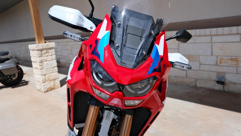 NEW 2026 HONDA AFRICA TWIN ADVENTURE SPORTS ES Image 9