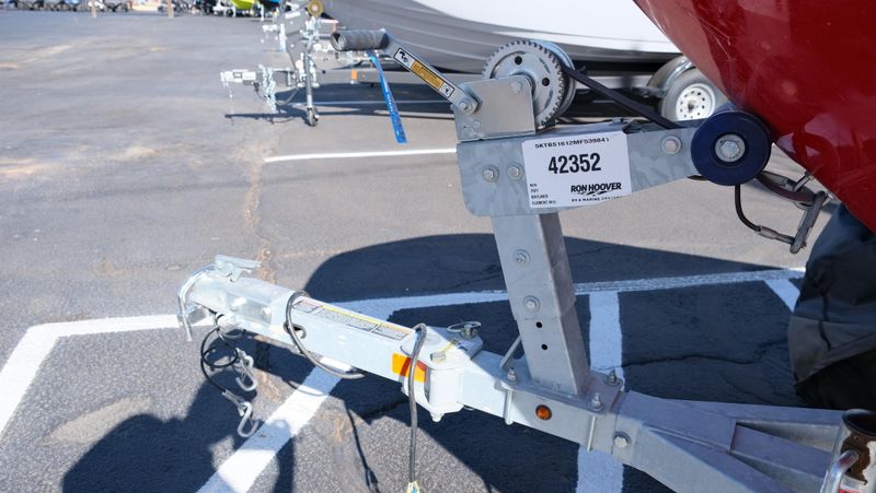 USED 2021 BAYLINER ELEMENT E16 Image 4