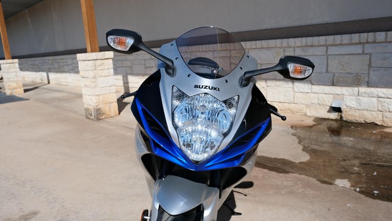 NEW 2026 SUZUKI GSXR600 Image 9