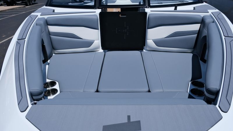 NEW 2026 AXIS T-SERIES T220 Image 19