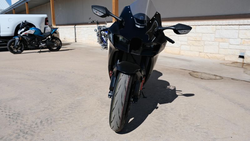 USED 2025 KAWASAKI NINJA ZX10R METAL FLAT SPARK BLACK AND EBONY  in a METAL FLAT SPARK BLACK AND EBONY exterior color. Family PowerSports (877) 886-1997 familypowersports.com