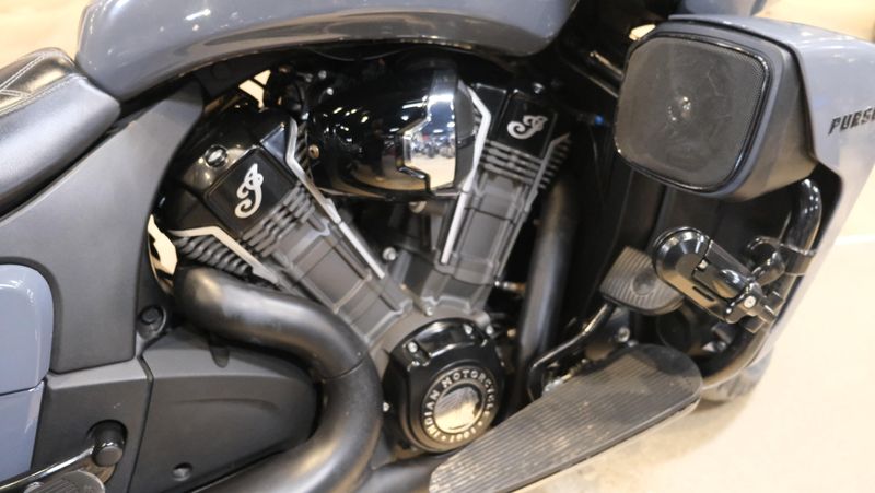 USED 2023 INDIAN MOTORCYCLE PURSUIT DARK HORSE PREM STEALTH GRAY Image 7