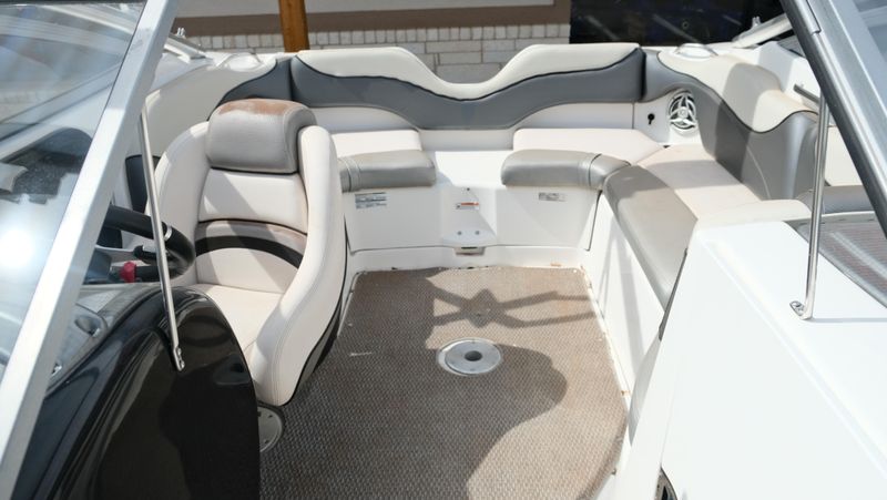 USED 2009 YAMAHA 212X Image 19