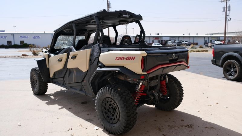 2024 Can-Am COMMANDER MAX XT-P 1000R DESERT TAN & CARBON BLACKImage 5