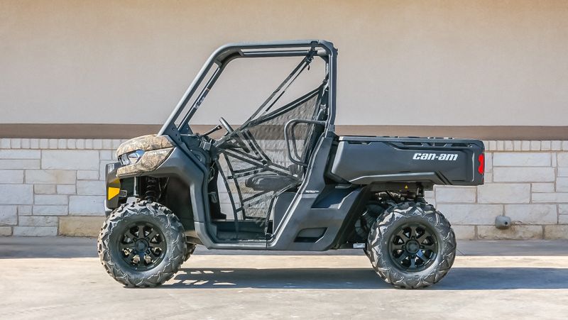 2023 CAN-AM SSV DEF DPS 62 HD9 BC 23Image 11