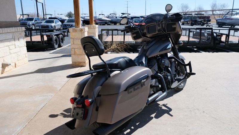 USED 2019 INDIAN MOTORCYCLE CHIEFTAIN DARK HORSE BRONZE SMOKE Image 3