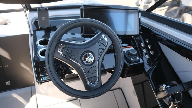 NEW 2026 YAMAHA 255XD Image 18