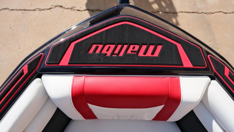 2025 MALIBU WAKESETTER 25 LSV  in a RED-BLACK-WHITE exterior color. Family PowerSports (877) 886-1997 familypowersports.com 