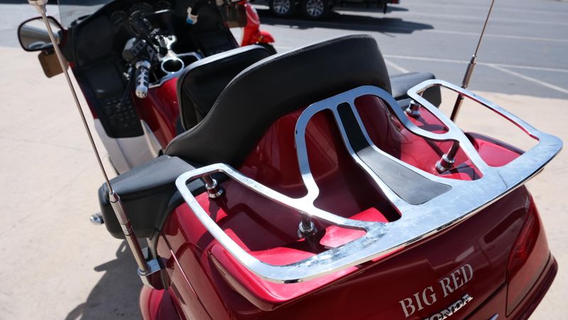 USED 2012 HONDA GOLD WING AUDIO COMFORT Image 10