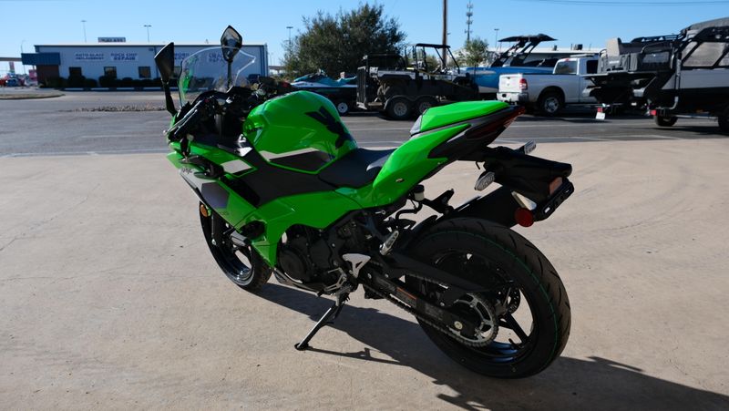 NEW 2026 KAWASAKI NINJA 500 SE ABS Image 5