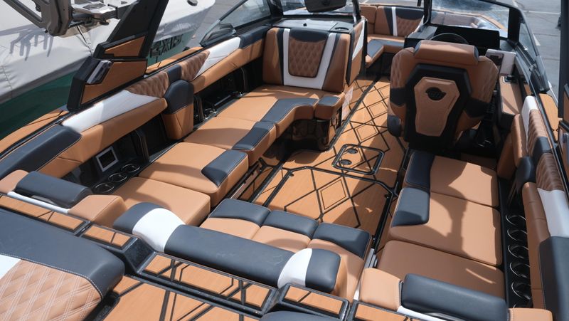 NEW 2026 MALIBU MSERIES M230 Image 5