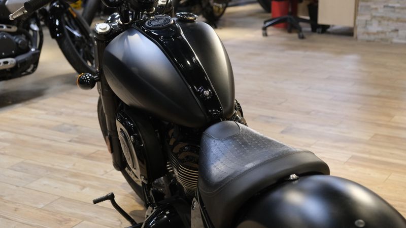 USED 2022 INDIAN MOTORCYCLE CHIEF BOBBER DARK HORSE BLACK SMOKE 49ST DARK HORSE Image 10