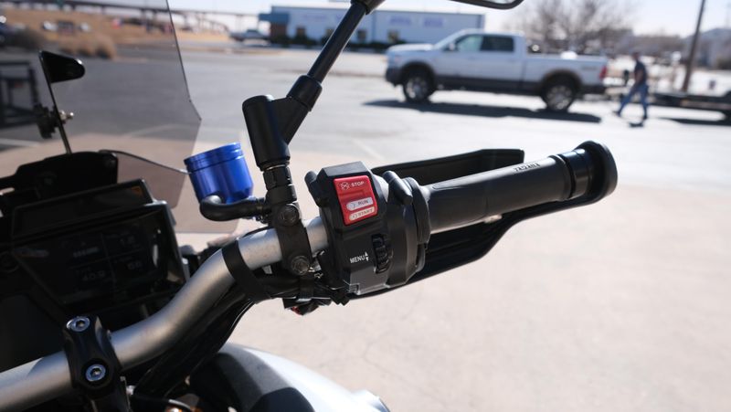 USED 2022 YAMAHA TRACER 9 GT CA Image 16