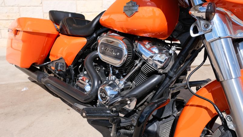 USED 2023 HARLEY STREET GLIDE SPECIAL Image 12