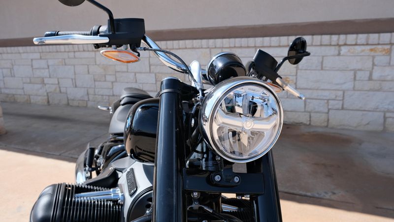 USED 2021 BMW R18 Image 11