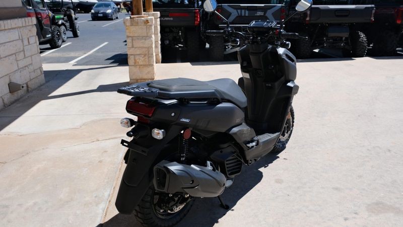 NEW 2026 YAMAHA ZUMA 125 Image 3