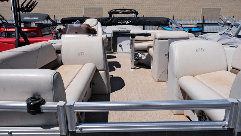 USED 2022 AVALON 20 VENTURE REAR FISH CARINA Image 7