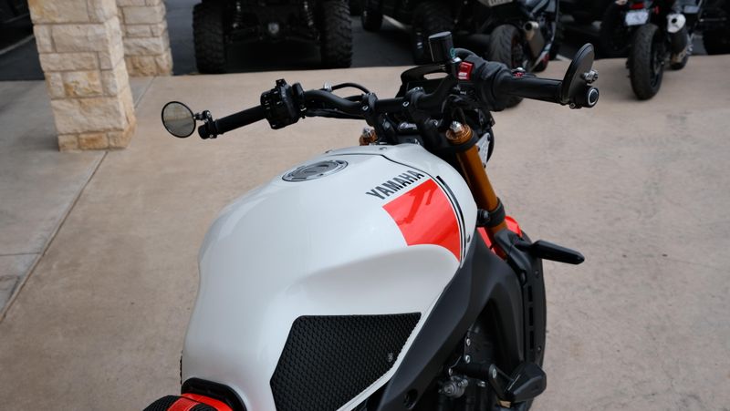 USED 2024 YAMAHA XSR900 CA Image 16