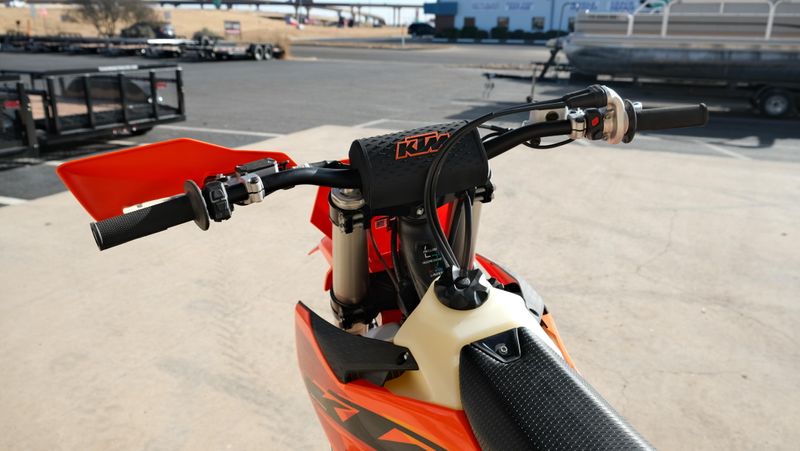 NEW 2025 KTM 350 XCF Image 10
