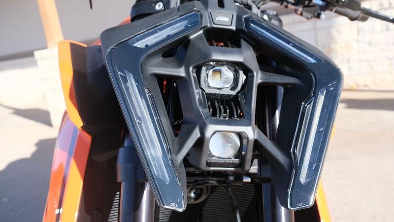 NEW 2026 KTM 1390 SUPER DUKE R EVO Image 11