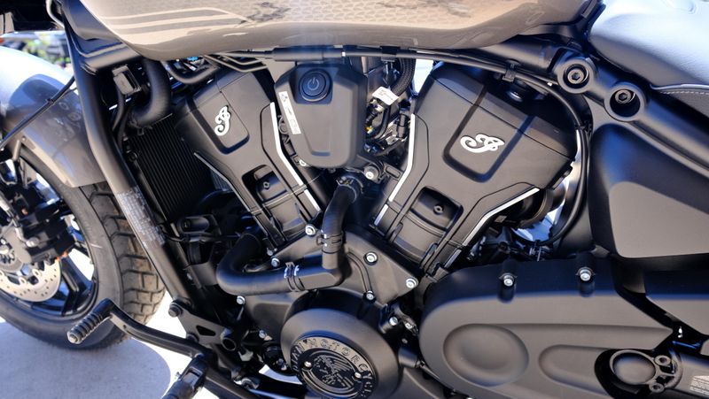 NEW 2026 INDIAN MOTORCYCLE SCOUT BOBBER LIMITED WITH TECH Image 18