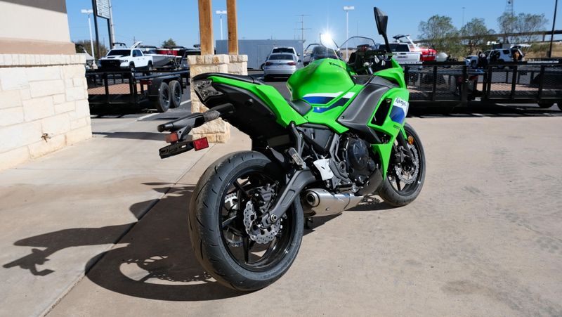 NEW 2026 KAWASAKI NINJA 650 ABS Image 3