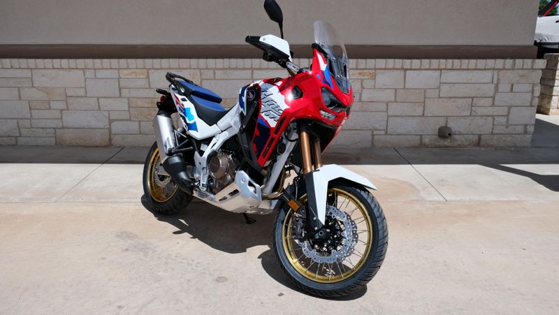 NEW 2026 HONDA AFRICA TWIN ADVENTURE SPORTS ES Image 1
