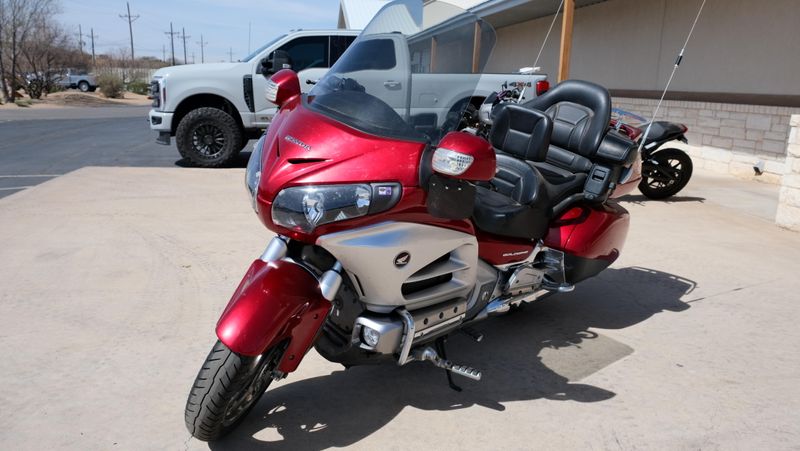 USED 2012 HONDA GOLD WING AUDIO COMFORT Image 6