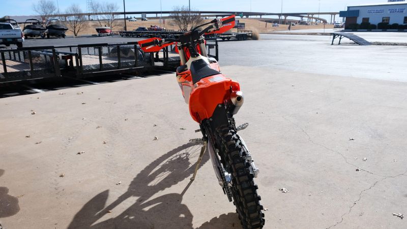 NEW 2027 KTM 250 XC Image 4