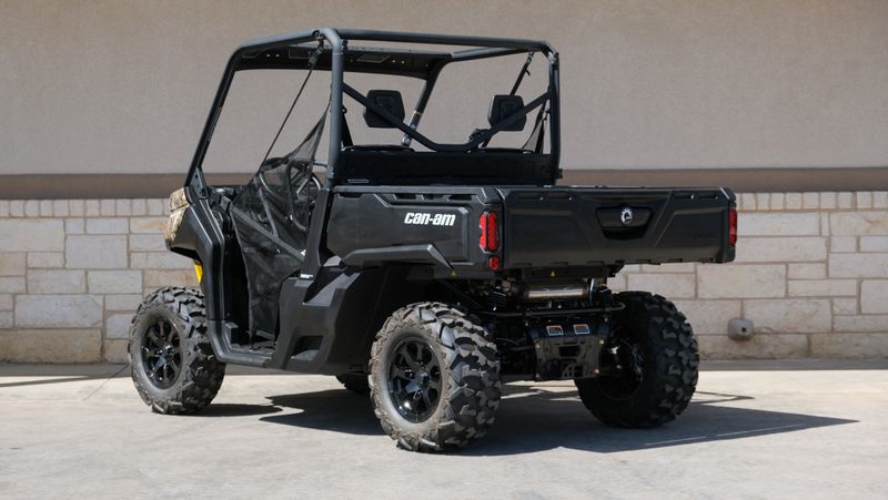 2024 Can-Am DEFENDER XT HD7 WILDLAND CAMOImage 5