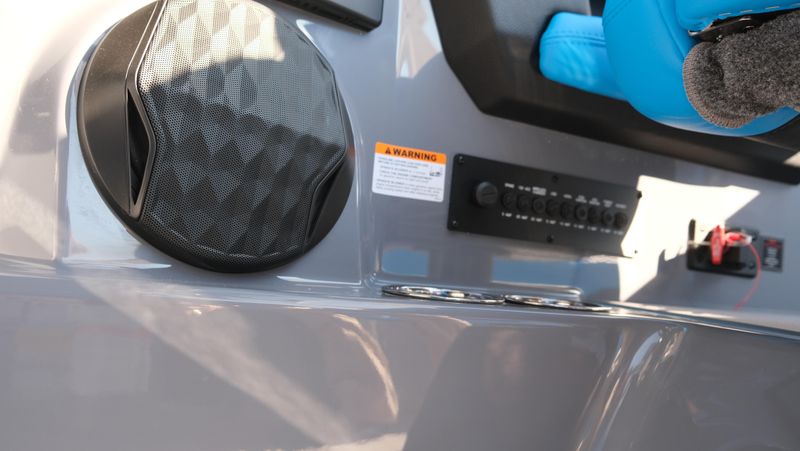 NEW 2026 MALIBU 25 LSV Image 32