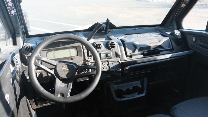 USED 2024 CAN-AM SSV DEF MAX LTD 65 HD10 RD 24 LIMITED HD10 Image 15