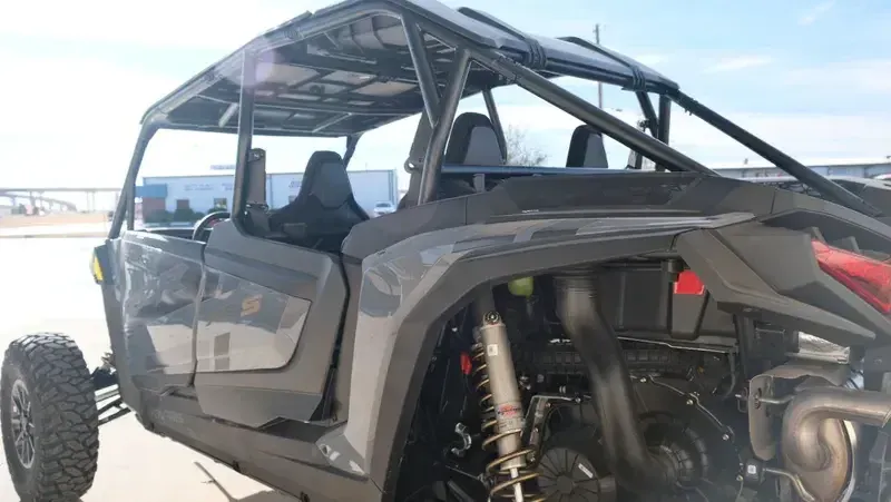 NEW 2026 POLARIS RZR XP S 4 1000 ULTIMATE Image 6