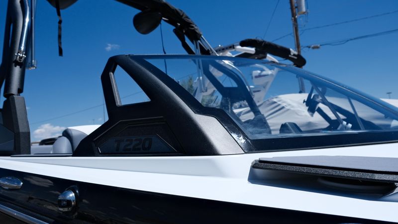 NEW 2026 AXIS T-SERIES T220 Image 17