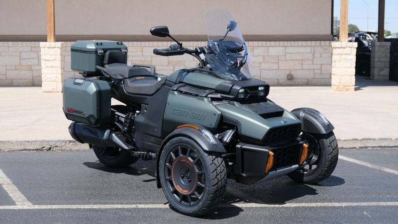 NEW 2026 CAN-AM CANYON REDROCK Image 1